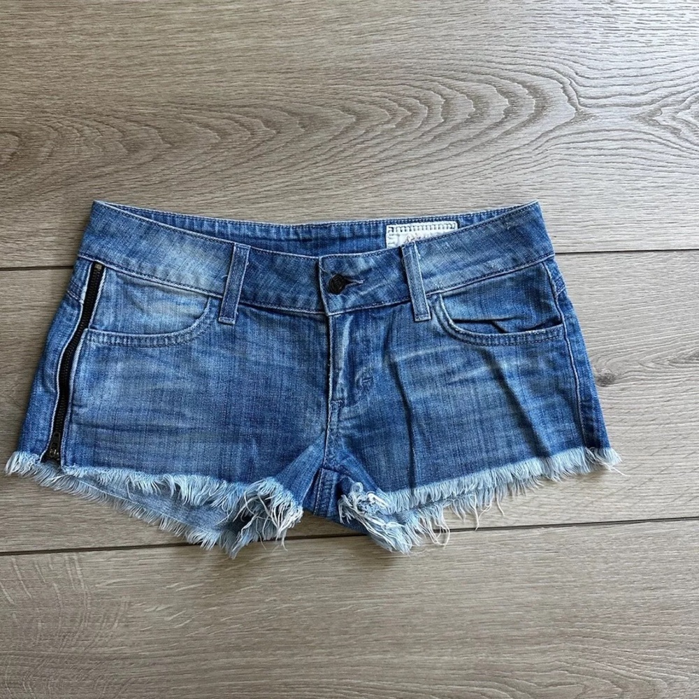 Siwy Blue Jean Shorts with Distressed Style and Frayed Hem